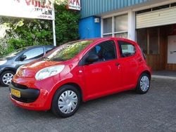 Rood Gebruikt 2006 Citroën C1 SELECTION Hatchback | € 1.950 (Eerlijke prijs)