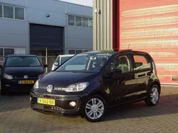Zwart Gebruikt 2017 VW up! Hatchback | € 9.499 (Eerlijke prijs)