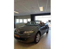 Grijs Gebruikt 2009 Renault Mégane Cabriolet Cabriolet | € 8.250