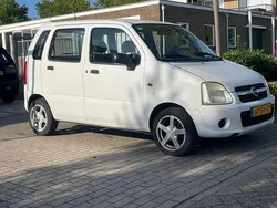 Wit Gebruikt 2006 Opel Agila Essentia Hatchback | € 1.250 (Eerlijke prijs)