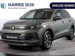 Groen Gebruikt 2024 VW Tiguan Edition SUV | € 41.995 (Super prijs)