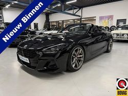 Zwart Gebruikt 2023 BMW Z4 Executive Cabriolet | € 64.990 (Iets duurder)