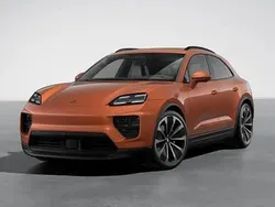 Oranje Gebruikt 2024 Porsche Macan SUV | € 109.900 (Iets duurder)