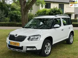 Wit Gebruikt 2015 Skoda Yeti Active SUV | € 6.945 (Eerlijke prijs)