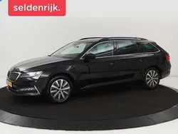 Zwart Gebruikt 2022 Skoda Superb Business Line Stationwagen | € 21.900 (Super prijs)