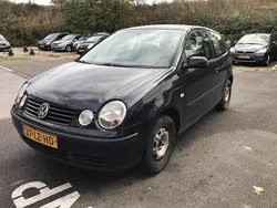 Zwart Gebruikt 2003 VW Polo Comfortline Hatchback | € 850 (Goede deal)
