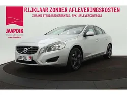 Grijs Gebruikt 2011 Volvo S60 Momentum Sedan | € 9.899 (Eerlijke prijs)