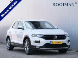 Wit Gebruikt 2019 VW T-Roc Business SUV | € 24.450 (Eerlijke prijs)