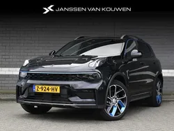 Zwart Gebruikt 2024 Lynk & Co 01 SUV | € 30.885 (Eerlijke prijs)