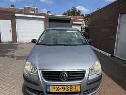Grijs Gebruikt 2006 VW Polo Trendline Hatchback | € 2.100 (Goede deal)