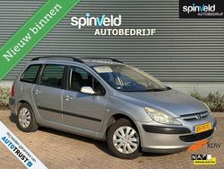 Grijs Gebruikt 2004 Peugeot 307 Stationwagen | € 1.499 (Eerlijke prijs)