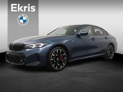 Arctic race blue metallic (c4f) (blauw metallic) Gebruikt 2025 BMW 330e Comfort Edition Sedan | € 72.471