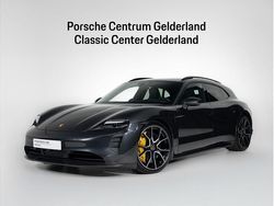 Vulkaangrijs metallic Gebruikt 2023 Porsche Taycan 4S Sport Turismo Sedan | € 99.900