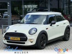 Wit Gebruikt 2018 Mini ONE Salt Hatchback | € 13.899 (Eerlijke prijs)