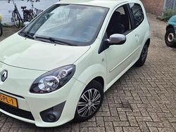 Geel Gebruikt 2011 Renault Twingo Night&Day Hatchback | € 3.995 (Eerlijke prijs)