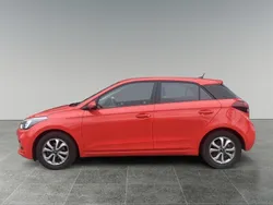 Rood Gebruikt 2018 Hyundai i20 Hatchback | € 10.750 (Eerlijke prijs)