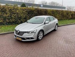 Grijs Gebruikt 2016 Renault Talisman Zen Sedan | € 13.950 (Eerlijke prijs)