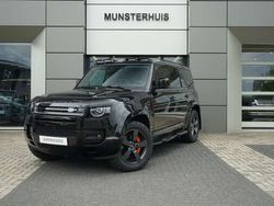 Zwart, metallic lak Gebruikt 2023 Land Rover Defender SUV | € 92.450 (Goede deal)
