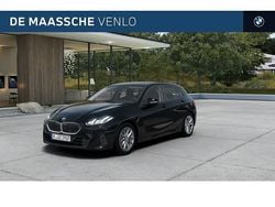 Zwart Nieuw 2025 BMW 120 Shadowline Hatchback | € 46.076 (Super prijs)