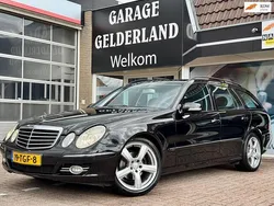 Zwart Gebruikt 2008 Mercedes 220 Avantgarde Stationwagen | € 4.500
