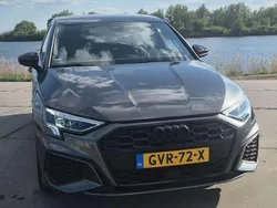 Grijs Gebruikt 2022 Audi A3 Sportback S-Line Hatchback | € 32.450 (Super prijs)