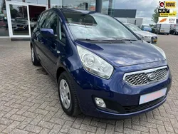 Blauw, metallic lak Gebruikt 2011 Kia Venga Hatchback | € 5.940 (Eerlijke prijs)