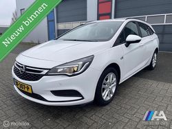 Wit Gebruikt 2018 Opel Astra Edition Stationwagen | € 6.199 (Eerlijke prijs)