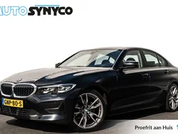 Zwart Gebruikt 2020 BMW 320 Executive Sedan | € 27.950 (Goede deal)