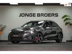 Grijs Gebruikt 2021 Audi A3 Sportback Competition Hatchback | € 34.950 (Iets duurder)