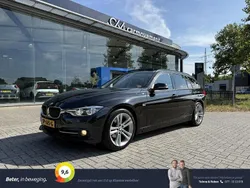 Zwart Gebruikt 2015 BMW 320 Sport Line Stationwagen | € 17.445