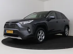 Donker grijs metallic Gebruikt 2021 Toyota RAV4 SUV | € 33.945 (Goede deal)