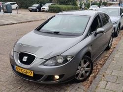 Grijs Gebruikt 2008 Seat Leon MPV | € 1.950 (Eerlijke prijs)