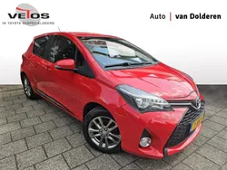 Rood Gebruikt 2014 Toyota Yaris Hatchback | € 10.950 (Eerlijke prijs)