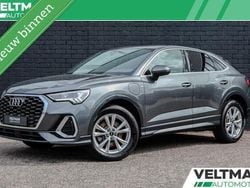 Grijs Gebruikt 2022 Audi Q3 Sportback S-Line SUV | € 29.945