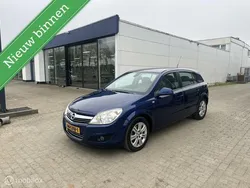 Blauw Gebruikt 2010 Opel Astra Edition Hatchback | € 3.950 (Goede deal)