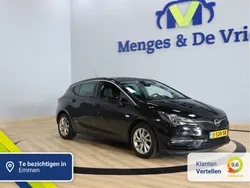 Zwart Gebruikt 2021 Opel Astra Elegance Hatchback | € 19.190 (Eerlijke prijs)