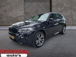Zwart Gebruikt 2016 BMW X5 Executive SUV | € 27.450 (Eerlijke prijs)