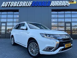 Wit Gebruikt 2020 Mitsubishi Outlander Intense SUV | € 21.900 (Eerlijke prijs)