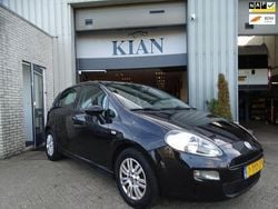 Zwart Gebruikt 2014 Fiat Punto Evo Street Hatchback | € 3.950 (Eerlijke prijs)