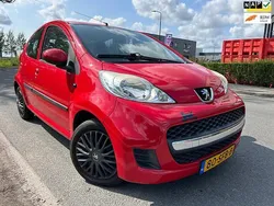 Rood Gebruikt 2011 Peugeot 107 Hatchback | € 3.445 (Goede deal)