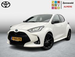 Wit Gebruikt 2022 Toyota Yaris Hybrid Executive Hatchback | € 22.999 (Eerlijke prijs)