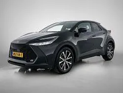 Zwart Gebruikt 2024 Toyota C-HR SUV | € 34.445 (Duur)