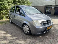 Grijs Gebruikt 2004 Opel Meriva Enjoy MPV | € 750 (Super prijs)