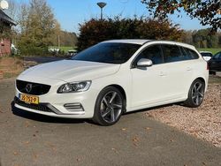 Wit Gebruikt 2016 Volvo V60 R-Design Stationwagen | € 20.999 (Iets duurder)