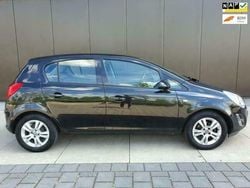 Zwart Gebruikt 2013 Opel Corsa Hatchback | € 6.250 (Iets duurder)
