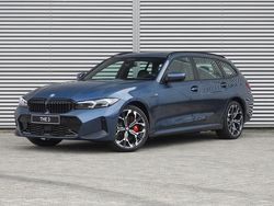 Blauw Nieuw 2025 BMW 330e Executive Stationwagen | € 72.460 (Super prijs)