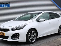 Wit Gebruikt 2017 Kia Ceed GT-Line Hatchback | € 12.945 (Eerlijke prijs)