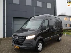 Zwart Gebruikt 2019 Mercedes Sprinter Van | € 29.950 (Goede deal)