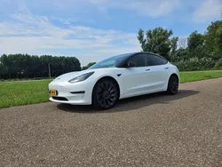 Wit Gebruikt 2023 Tesla Model 3 Performance Sedan | € 36.000 (Eerlijke prijs)