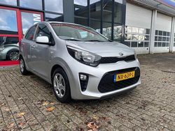 Grijs Gebruikt 2017 Kia Picanto Comfort Hatchback | € 6.995 (Iets duurder)